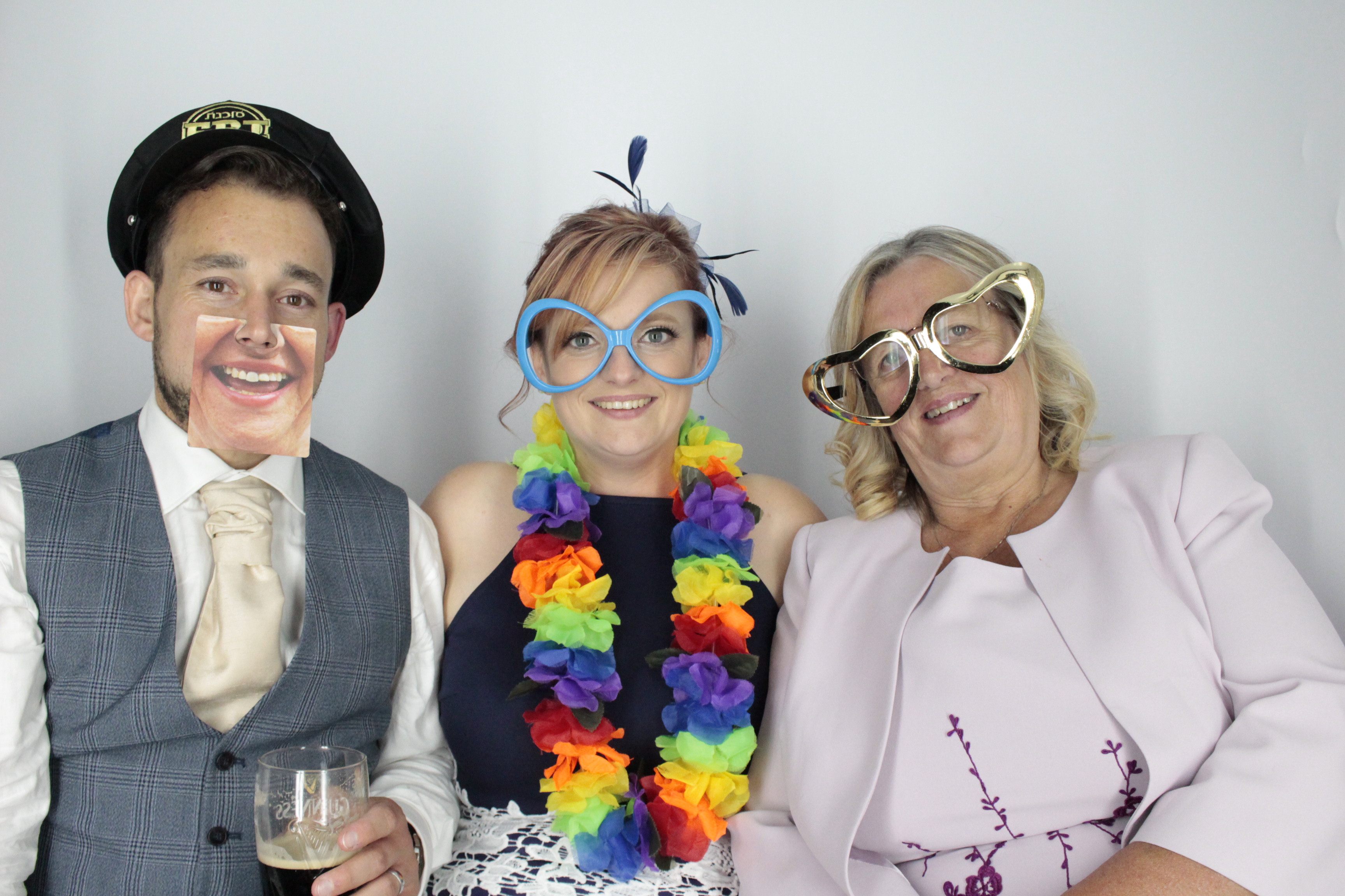 Emma & Karl's Wedding | View more photos from the event at gallery.myphotoboothexperience.co.uk/u/MyPhotoBoothExperienceLtd/Emma-Karls-Wedding